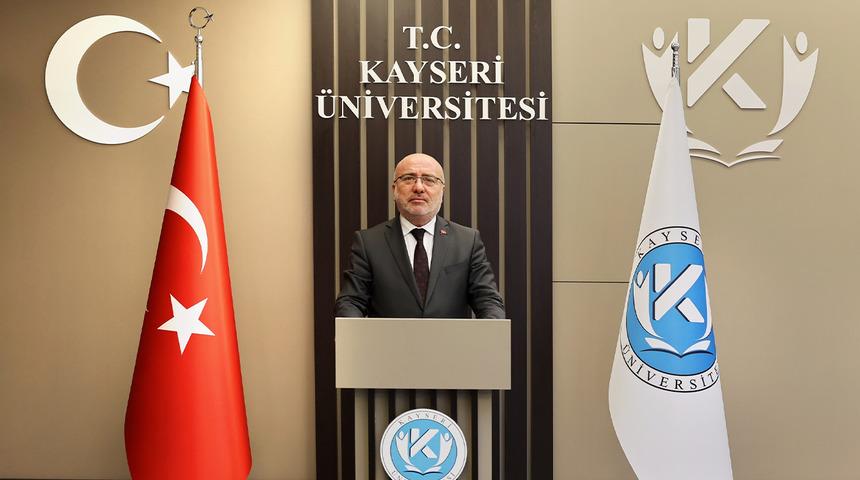 Kayseri Üniversitesi rektörü mesaj yayımladı: 'Bayramlar, huzurun ve birliğin güçlendiği zamanlardır"