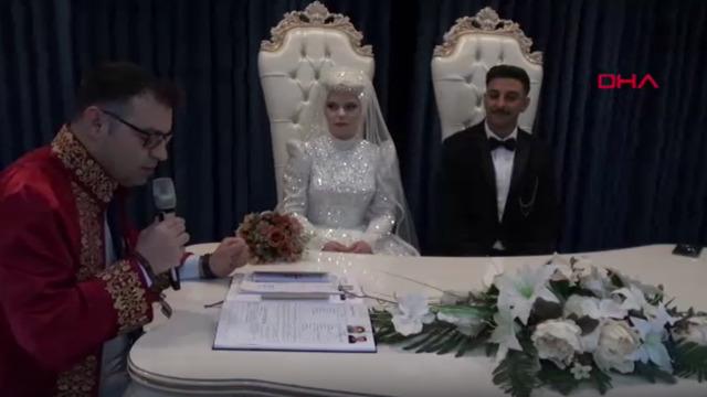 Tokat'a Alman gelin! Müslüman oldu, 'Ecrin' ismini aldı