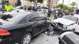 Yer: Antalya! Polisin 'dur' ihtarına uymayan sürücü ortalığı savaş alanına çevirdi