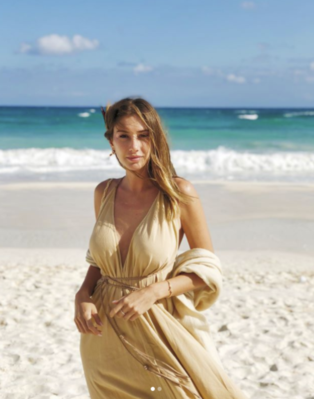 B&uuml;t&uuml;n kadınlar ona, o bir tek kadına &ouml;zeniyor