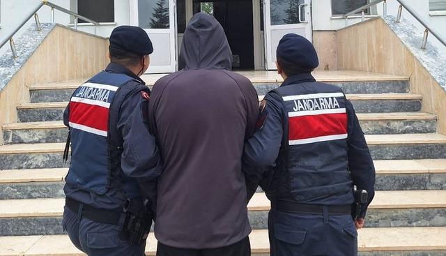 Kırıkkale'de aranan 2 hükümlü jandarma tarafından yakalandı