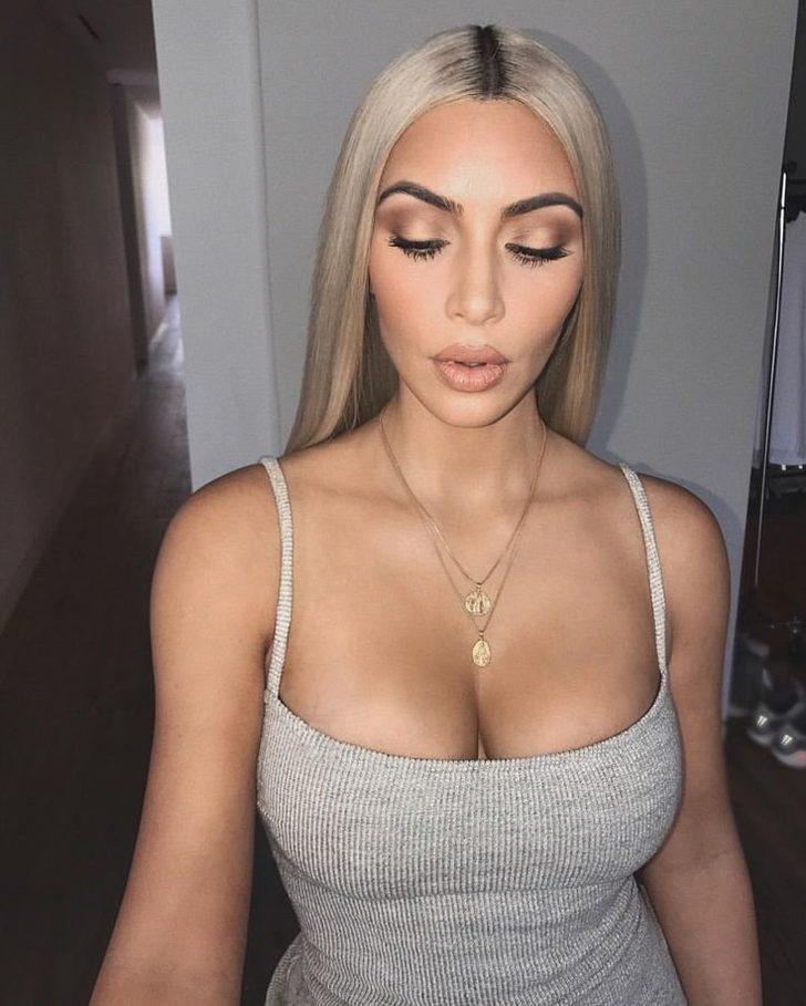 Kim Kardashian yine formunda! G2