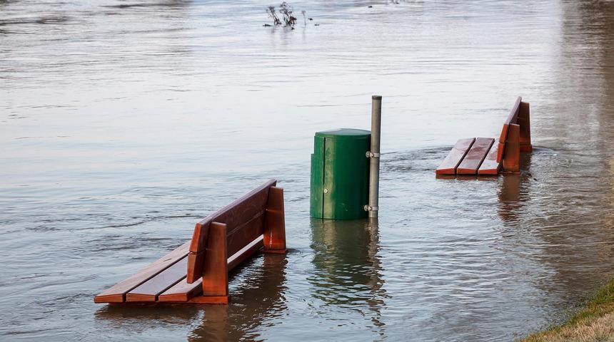 Öyle bir yağdı ki felaket yaşandı! Teksas'ta sel meydana geldi: 3 kişi hayatını kaybetti