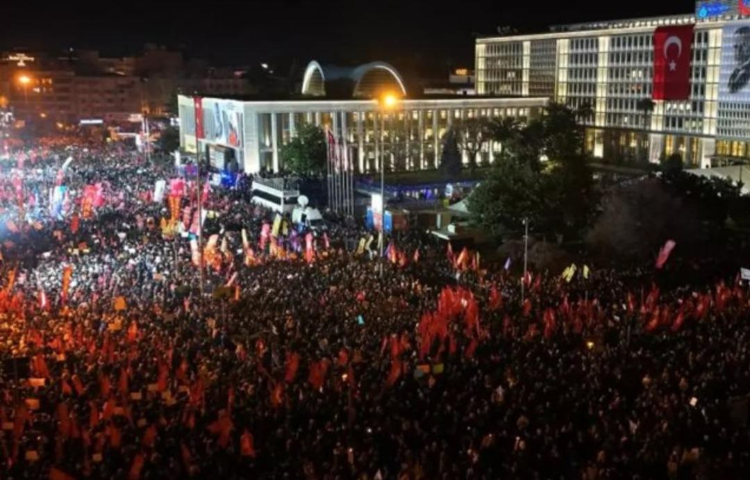 Beren Saat sessizliğini bozdu! Gözaltılara tepki gösterdi! Serbest kalsınlar 1