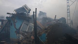 Tokat'ta köyde çıkan yangında 2 ev ve 2 ahır kullanılamaz hale geldi