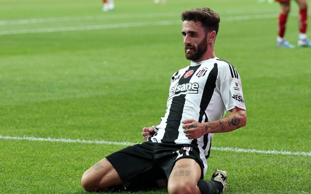 Derbide inanılmaz gol! Topu tam 40 metre sürdü tüm sahayı tek başına geçti... Beşiktaş-Galatasaray maçında gol perdesini açtı 3