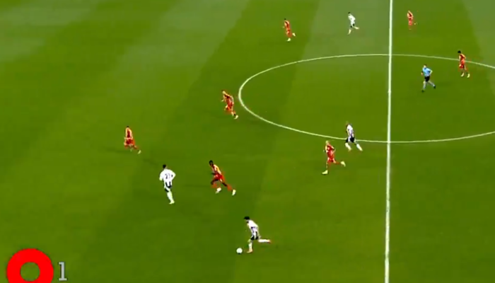 Derbide inanılmaz gol! Tüm sahayı tek başına geçti