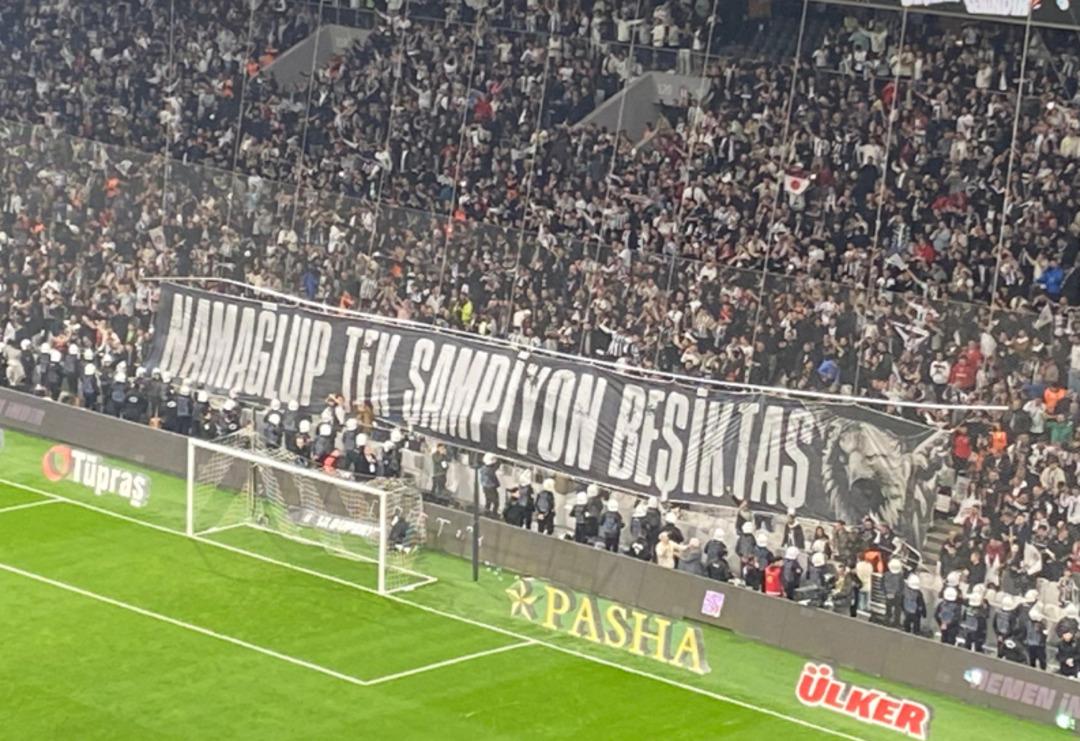 Beşiktaş Galatasaray ı sadece yenmedi, namağlup serisini de noktaladı! Siyah-Beyazlılar dan derbi sonrası beklenmedik hamle 3
