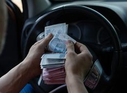 'Fiyatını 800 bin TL'ye indirdik! 3 aydır elimde' Süre 53 güne kadar çıktı! İkinci el araçta 'zam' detayına vurgu