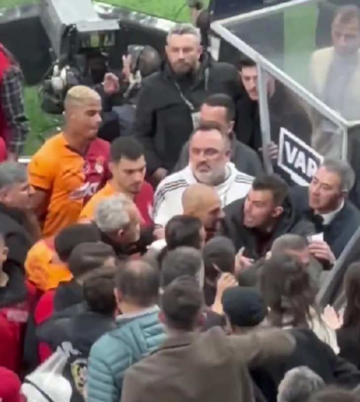 Derbi bitti ortalık karıştı! Osimhen ile Abdülkerim Bardakcı Beşiktaş tribünleri ile birbirine girdi G1