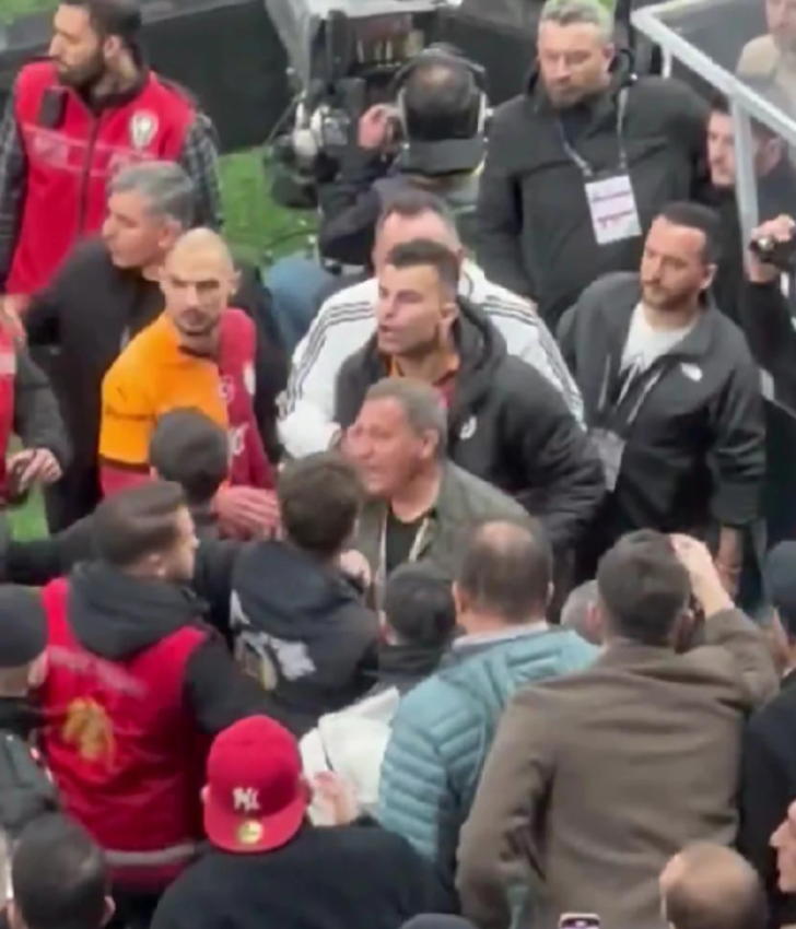 Derbi bitti ortalık karıştı! Osimhen ile Abdülkerim Bardakcı Beşiktaş tribünleri ile birbirine girdi G3