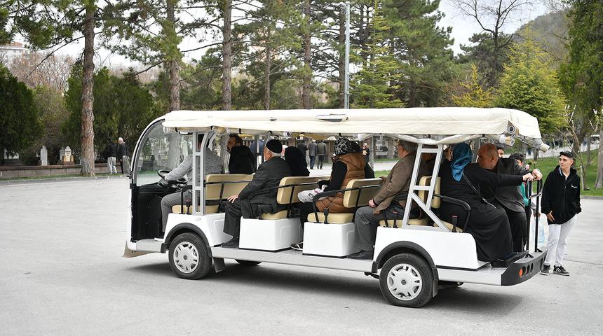 Şehir mezarlığında ücretsiz ring hizmeti