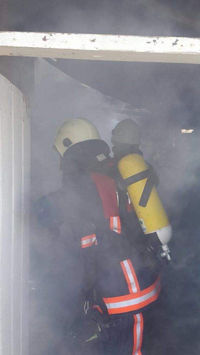 Elazığ’da ev yangını