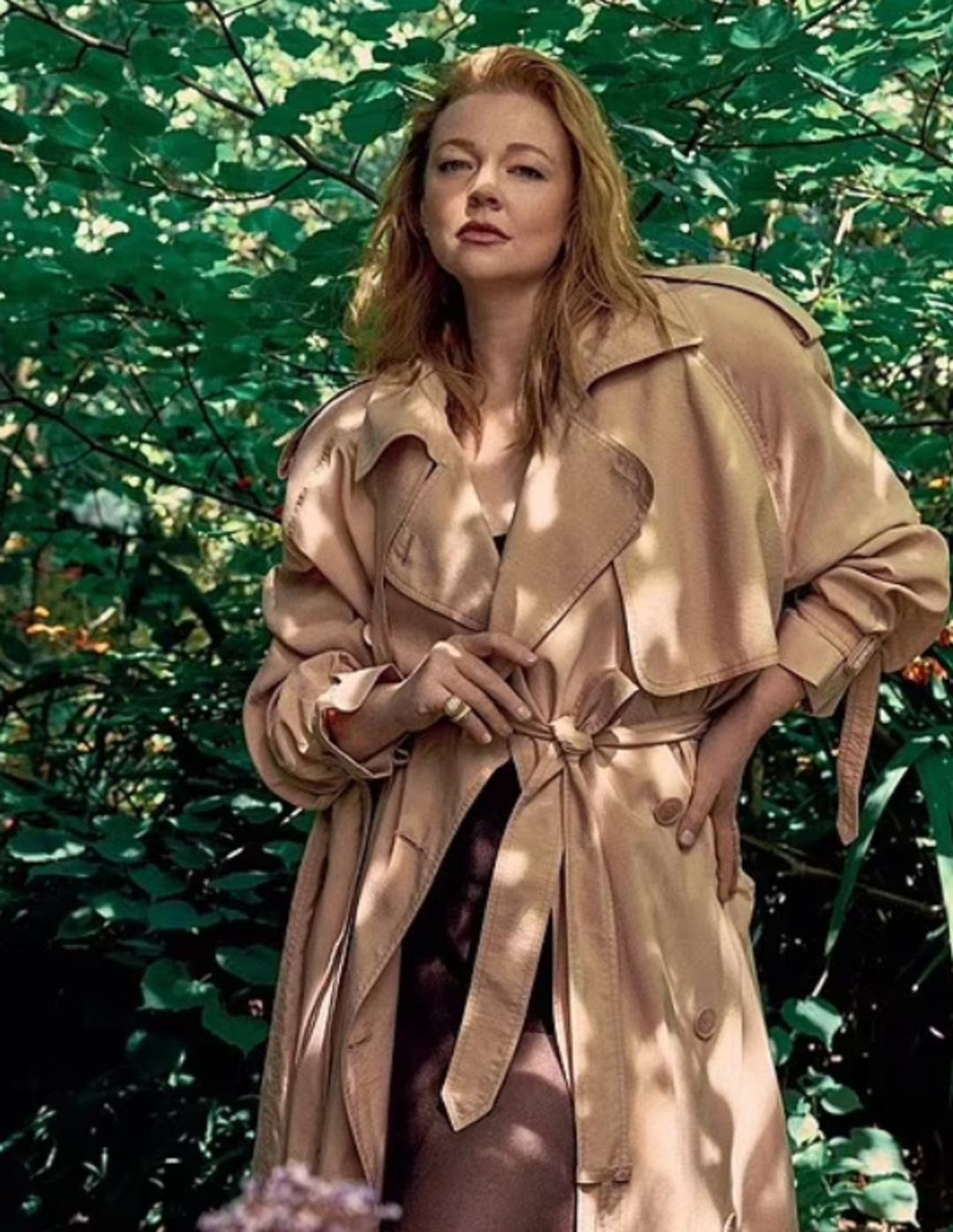 Succession yıldızı Sarah Snook doğum kilolarını verdi! Pozlarıyla adından söz ettirdi 1