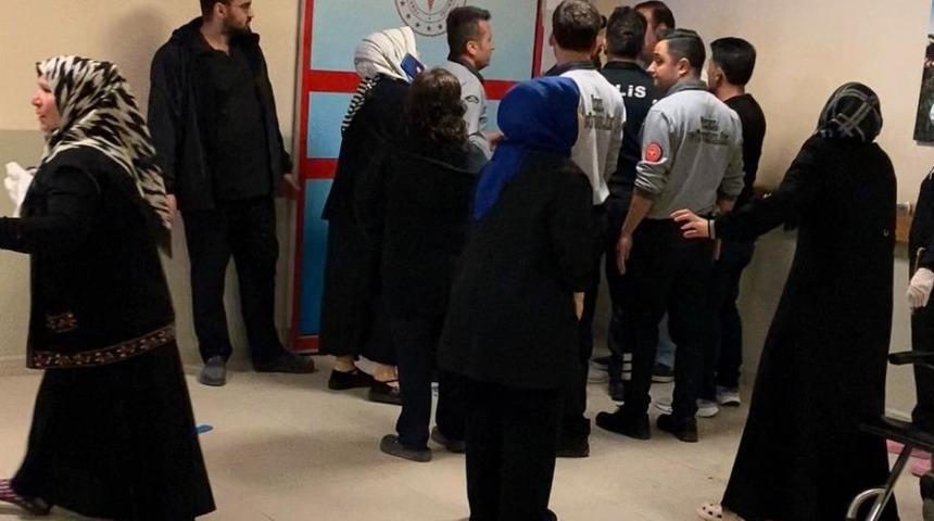 Merdiven boşluğuna düşen 3 yaşındaki çocuk yaralandı