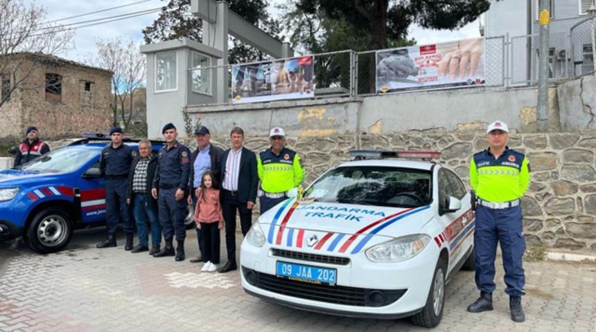 Kuyucak jandarmasından 'şekerli' bayram denetimi