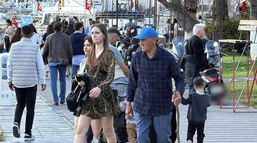 Bodrum'da bayram yoğunluğu! Akın ettiler