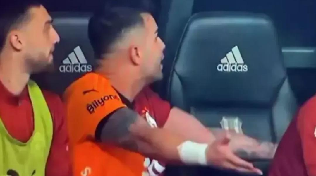 Beşiktaş maçında yaşanan talihsiz olay Galatasaray da kriz yarattı! Bazı yöneticiler yıldız oyuncudan rahatsız... 1