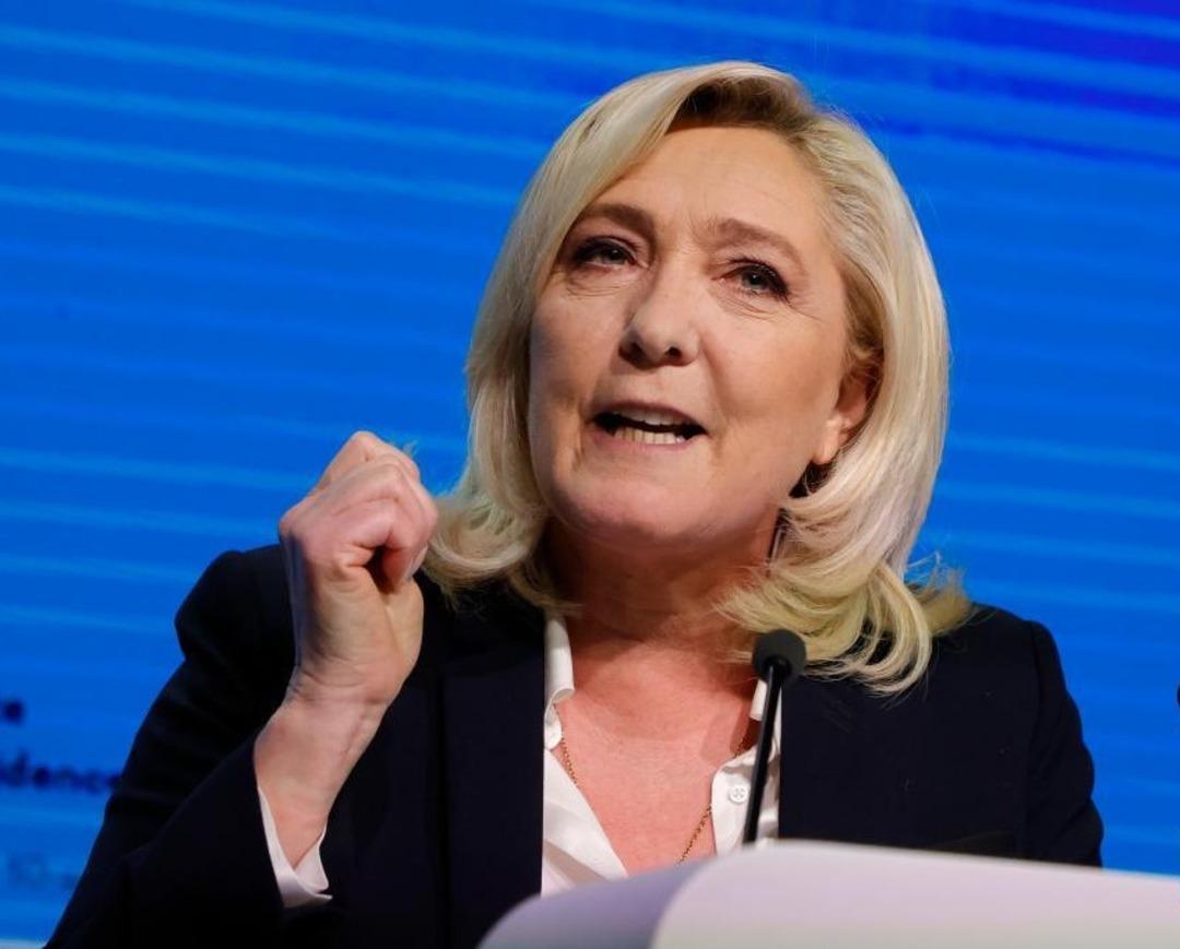 637474_MARINE-LE-PEN-YOLSUZLUKTAN-SUCLU-BULUNDU