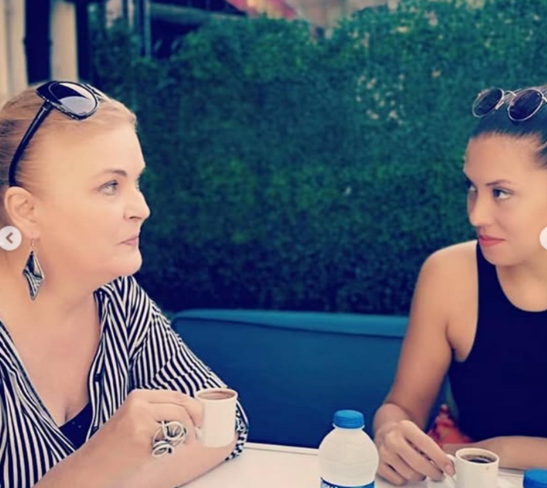 Nurseli İdiz in kızı Elif İdiz, O Ses Türkiye de! Usta isim hemen paylaşım yaptı 2