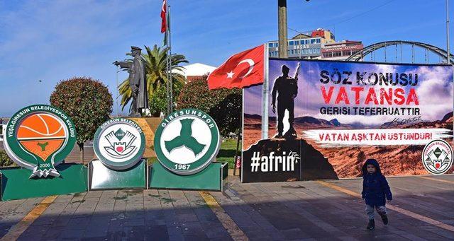 Giresun Belediyesinden Afrin’de ki askerlere ‘Sevgililer günü’ standı.