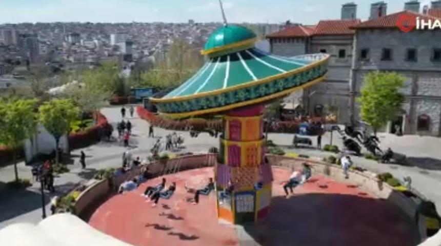 Bayram’ın ikinci gününde çocuklar Vialand’a akın etti