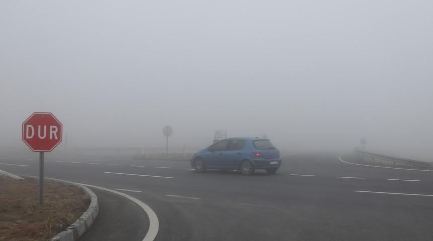 Tekirdağ'da sis etkili oldu! Görüş mesafesi 40 metreye kadar düştü