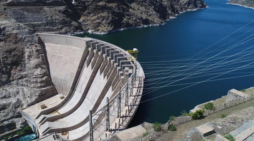 85 tonluk türbin çarkı 40 yıl sonra yenilendi