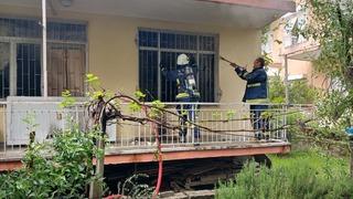 Antalya'da babasının evini ateşe verip ekiplere zorluk çıkaran kişi gözaltına alındı