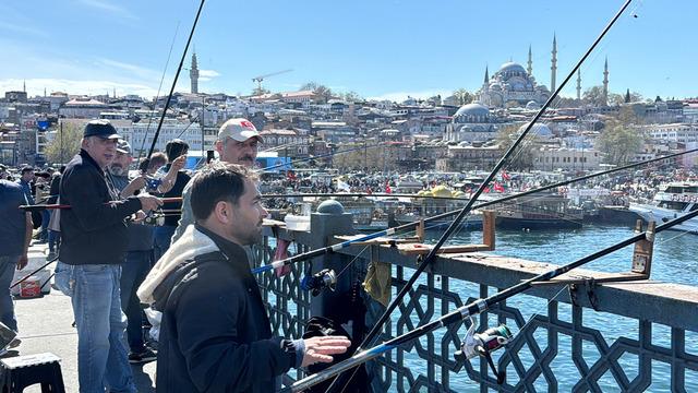 Güzel havayı fırsat bilen İstanbullular Ramazan Bayramında oraya akın ettiler! Hem ziyaret hem ticaret yapıyoruz 