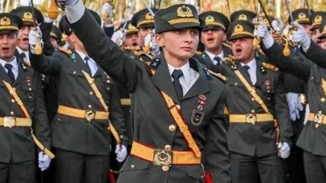 TSK'dan ihraç edilmişti! Ebru Eroğlu geri dönüş davası açtı