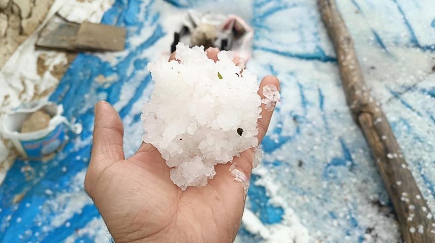 Elazığ'da dolu yağdı