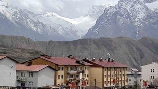 Hakkari’de mart ayında kar sürprizi