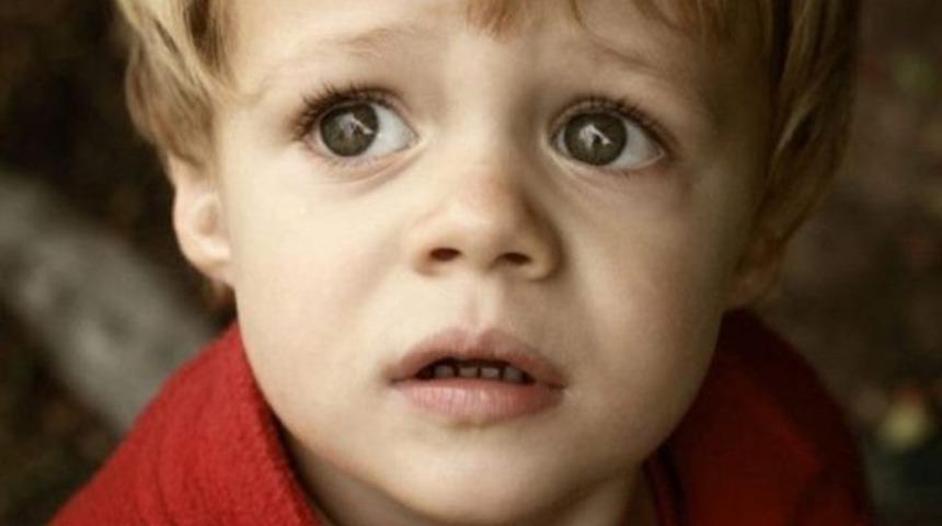 Travmaya maruz kalan çocuklar oyunları hep aynı şekilde oynayabilir