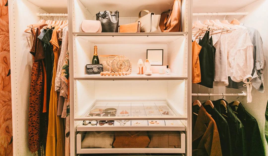 Gardırobundaki fazla kıyafetleri mutlaka ayıklaman için 10 sebep 4