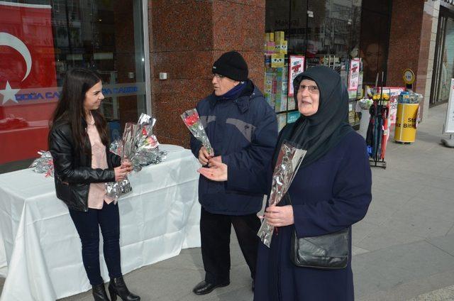 -Doğa Cadde AVM, 14 Şubat sevgililer Gününü unutmadı.