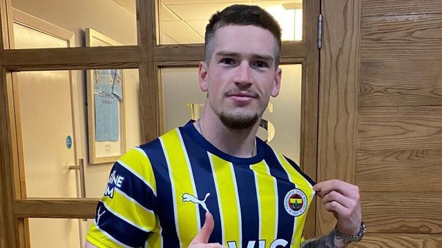 Fenerbahçe'den apar topar ayrılmıştı! Ryan Kent'in yeni takımı belli oldu