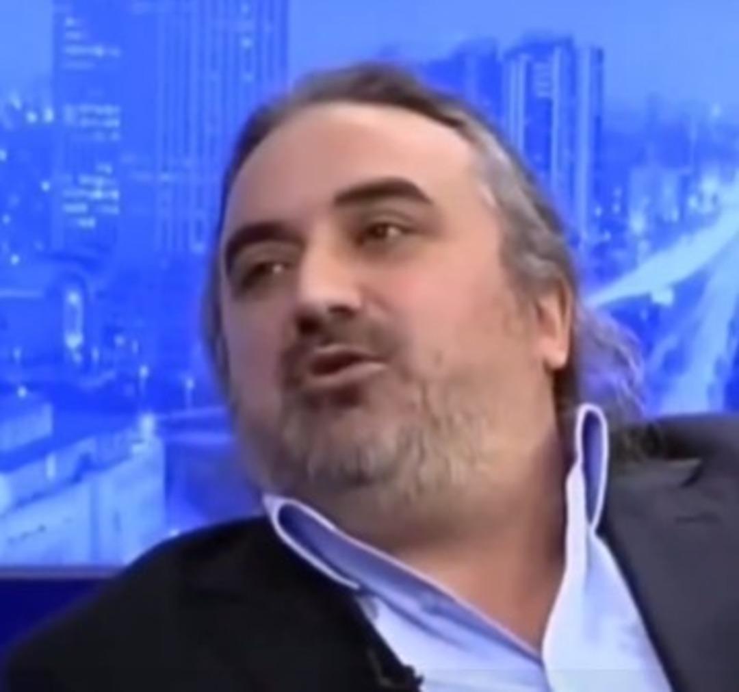 Volkan Konak ın yıllar önce katıldığı programda söyledikleri gündem oldu!  Bayramda ölümlere çok üzülüyorum  2