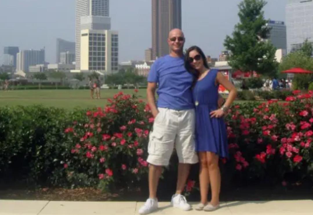 Ailecek ölü bulundular, polisler sır gibi saklıyor! Lüks malikanede 3 ceset: Eski Bloomberg yöneticisi Richard Samarel in şüpheli ölümü... 2