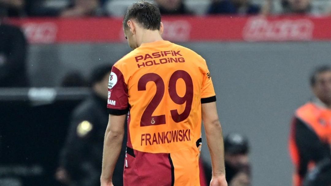 Galatasaray ın yeni transferi geldiği gibi takımdan gönderiliyor! Okan Buruk derbi sonrası biletini kesti 1