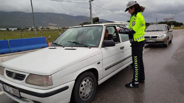Bayramın son günü İzmir'e dönüşler başladı