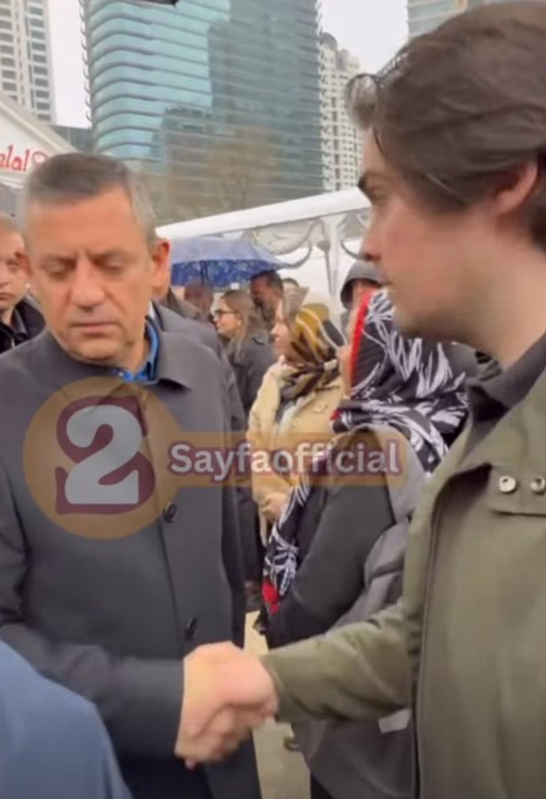 Volkan Konak a veda! Polis barikatı yıkıldı izdiham yaşandı... 11