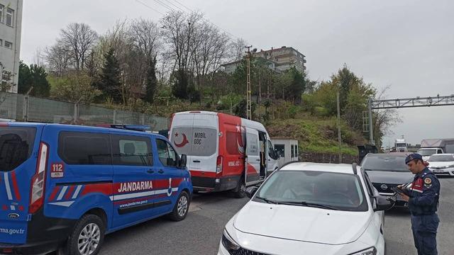 Zonguldak’ta polis ve jandarmanın denetimleri sürüyor