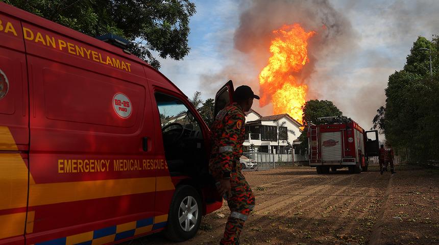 Malezya'da doğal gaz boru hattı patladı