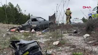 Kütahya'da minibüs, otomobile çarptı! 3 yaralı