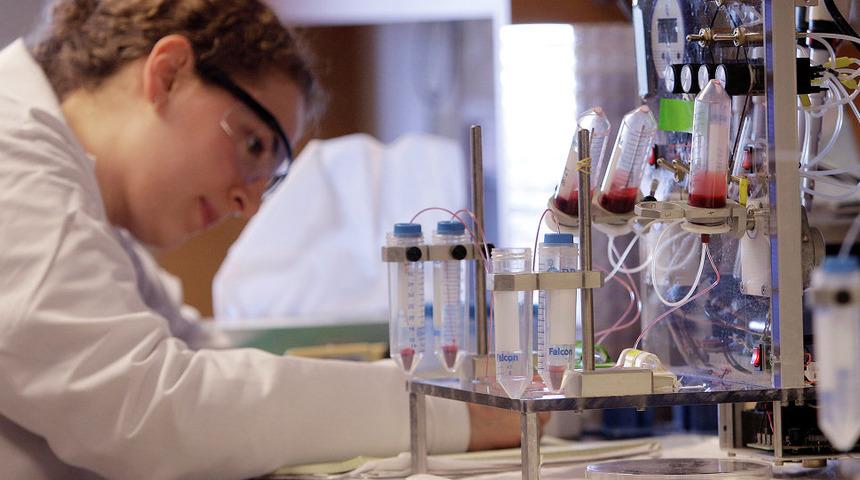 Bilim dünyasında müthiş keşif! Kanseri yok eden molekül bulundu