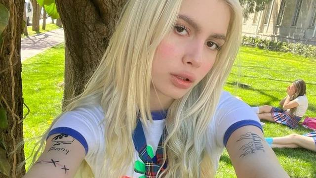 Aleyna Tilki'nin bayram tarzı! Süper minisiyle sahnede boy gösterdi