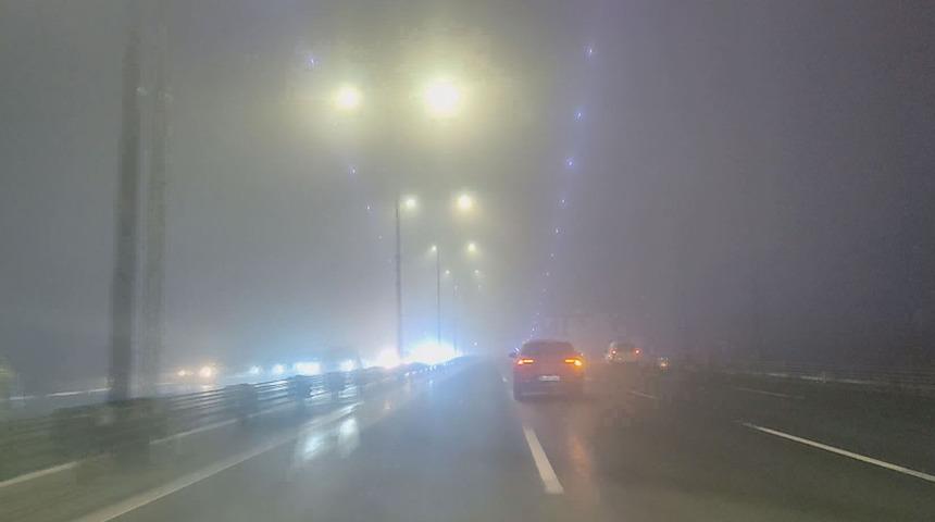 İstanbul'da termometrenin gösterdiği rakam düştükçe düştü: Beraberinde sis etkili oldu! 