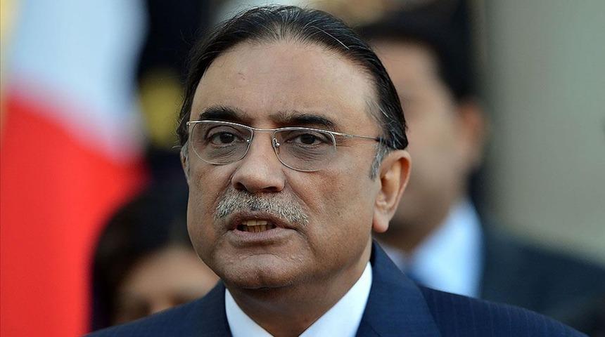 Pakistan Cumhurbaşkanı Zerdari hastaneye kaldırıldı