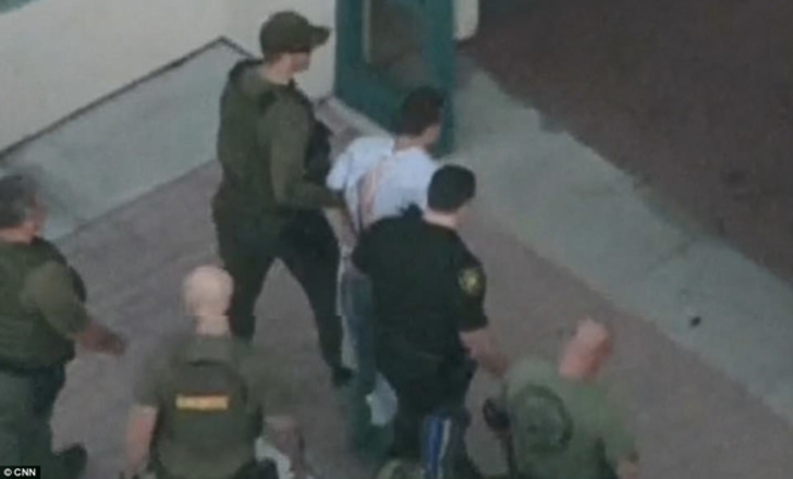 ABD'de büyük şok! Liseye silahlı saldırı G3